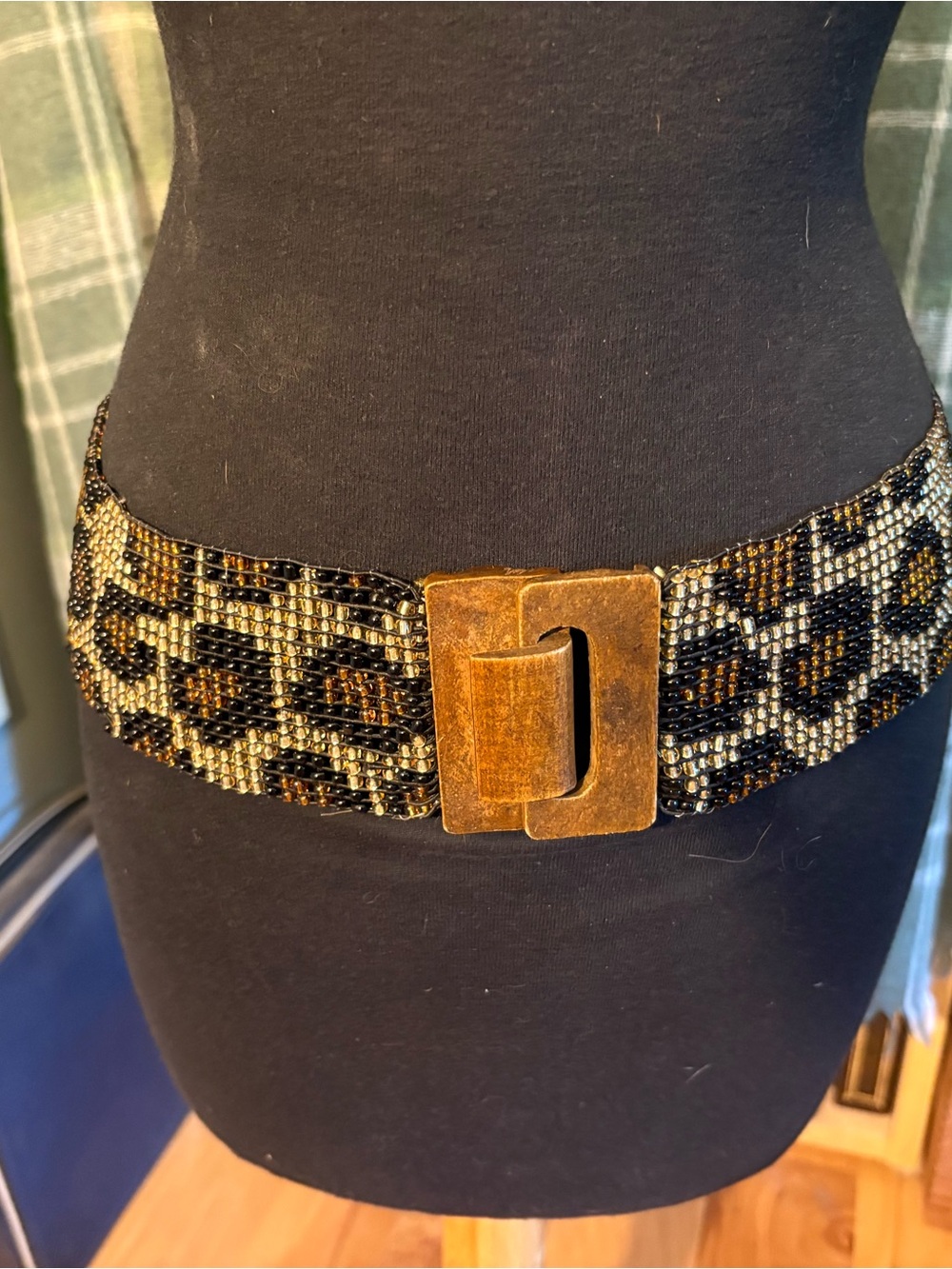 Beaded stretch 90’s Leopard Print Waist Belt with wooden buckle